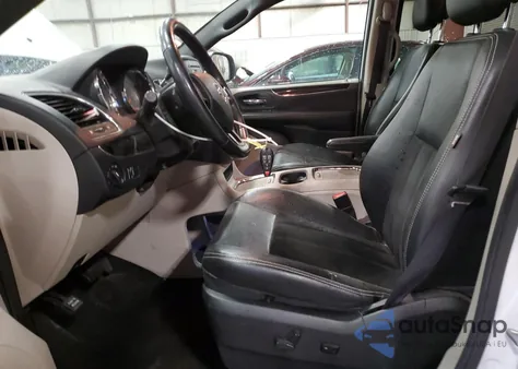 2017 Dodge Grand Caravan Sxt z USA, uszkodzony, nr VIN 2C4RDGCG4HR600048